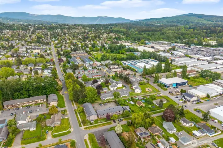 Desirable Roosevelt neighborhood