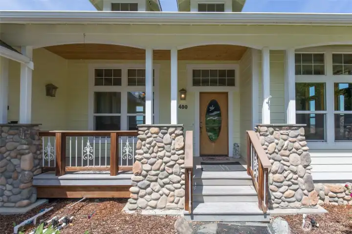 accented entry