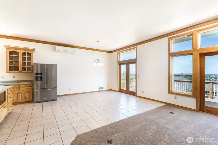 eating area kitchen