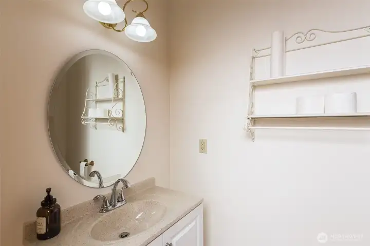 1/4 bath main floor