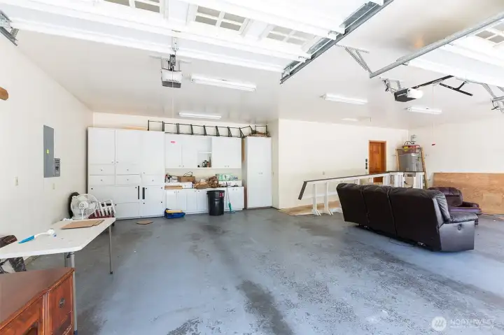 3 car garage