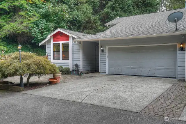 Single story condo less than a mile from Uptown Gig Harbor