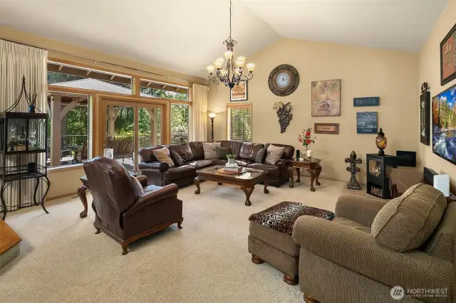 Great Room w/ walk out to Covered Deck