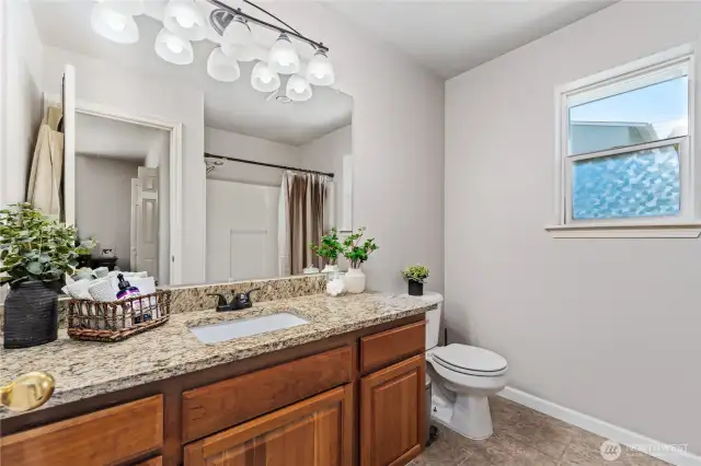 Primary Bath (3/4)