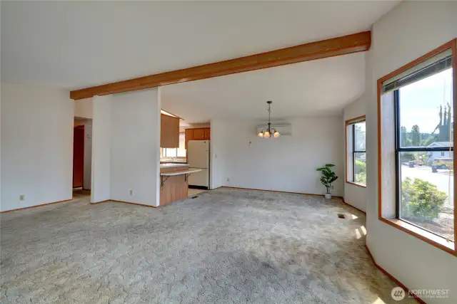 Living and dining area