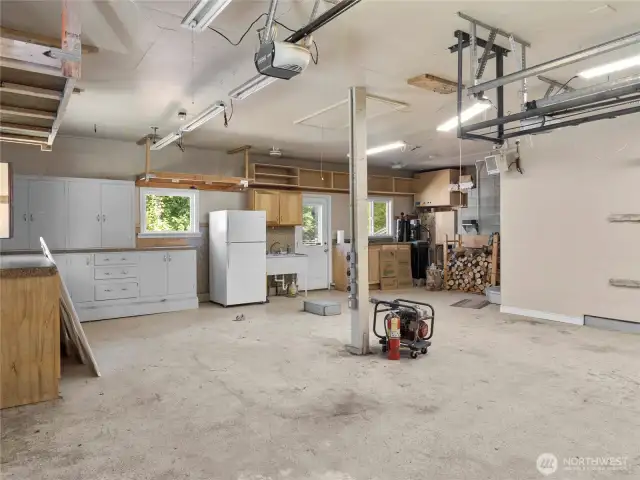 Attached 2 car garage