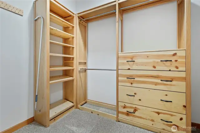 Walk in closet