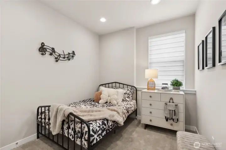 One of the two secondary bedrooms / offices upstairs.  How would you use this space?