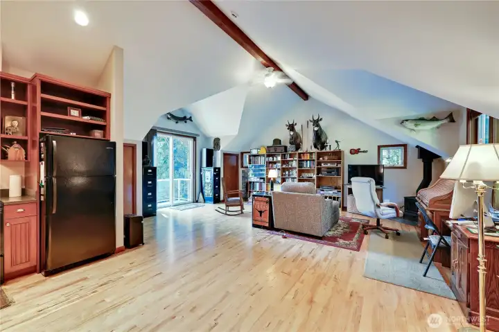 Guest Quarters
