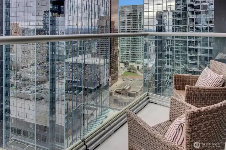 Balcony with gas line for BBQ