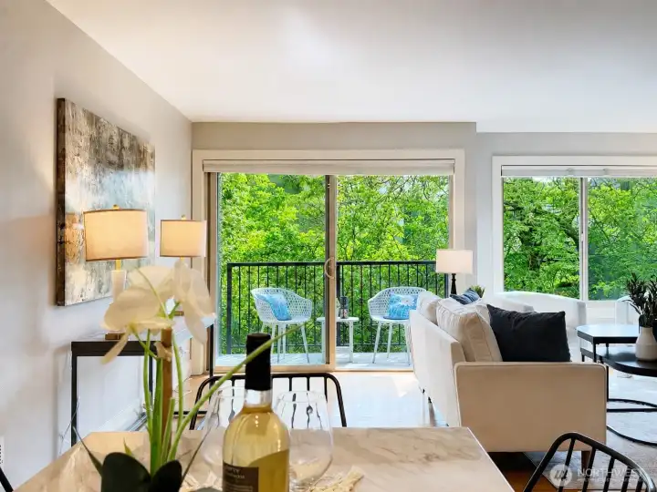 Beautiful Top Floor Unit Beautiful Top Floor Unit