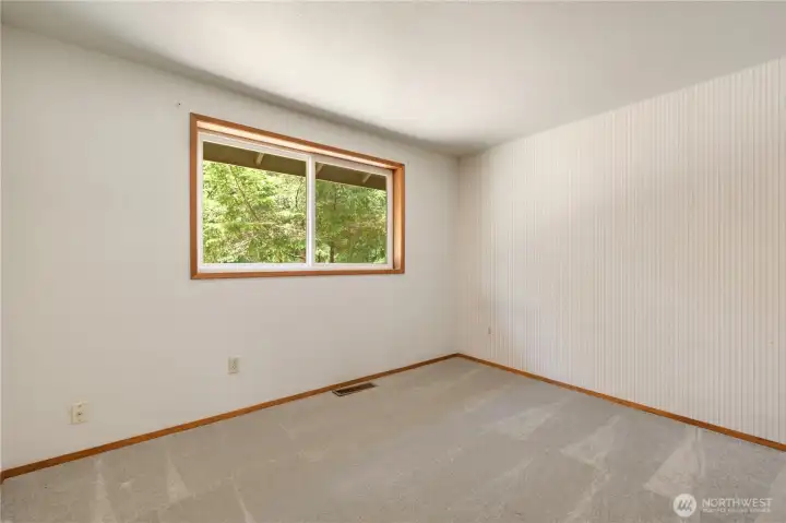 Another good-sized Bedroom number 3