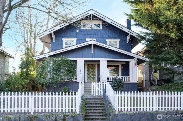 Welcome to 2906 N 21st Units 1-4 - One of the BEST multi-family properties in the desirable North Tacoma neighborhood!