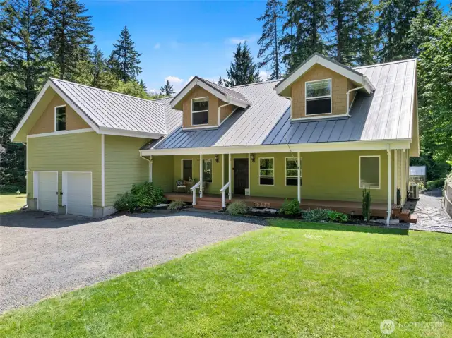 The home was constructed using SIP (Structural Insulated Panel) technology, which makes it remarkably energy efficient and exceptionally quiet inside, perfect for those who value comfort, sustainability, and true peace of mind