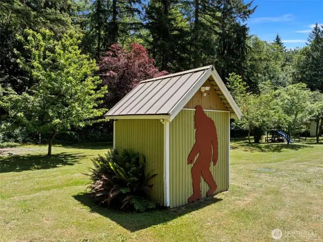 Well house to the property