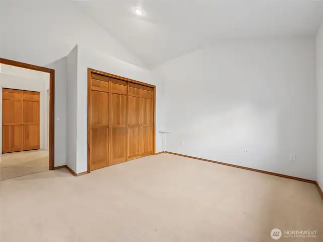 Bedroom 2 (on Main)