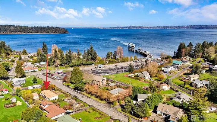 When the comes in, it is about a four-minute walk to the terminal, then right on the boat, commuters dream!!