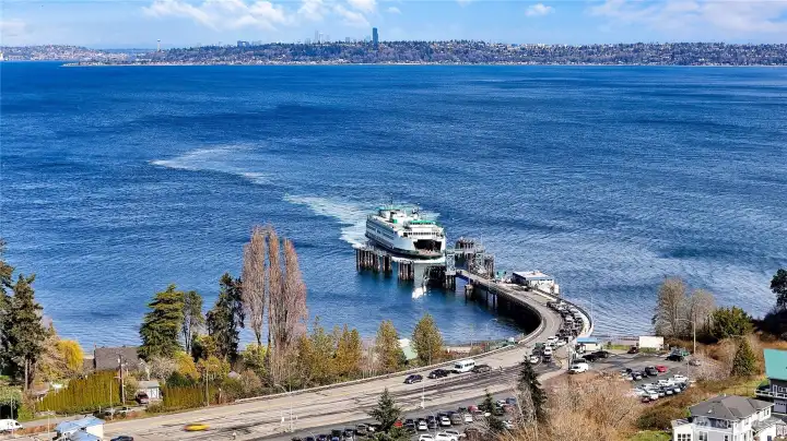 As the ferry pulls in you leave your home, quick walk and your off to Seattle or Vashon Island. There is also a fast foot ferry about 22 minutes and you are downtown.