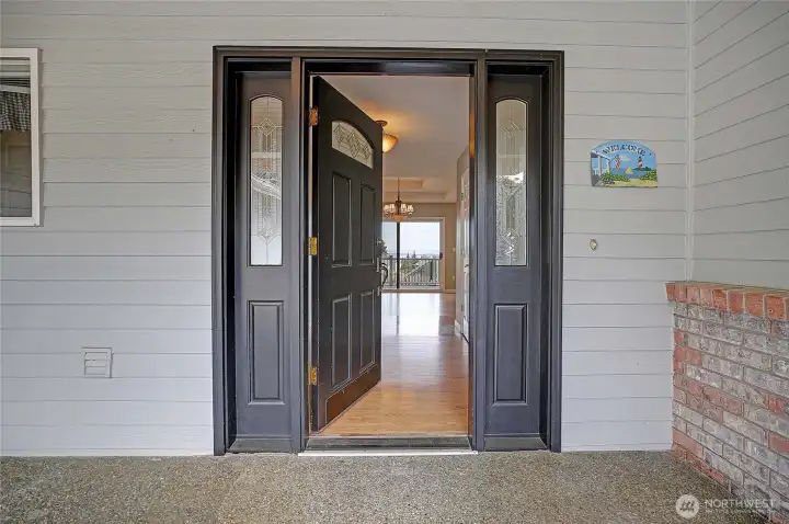 Welcoming entry with views drawing you in.