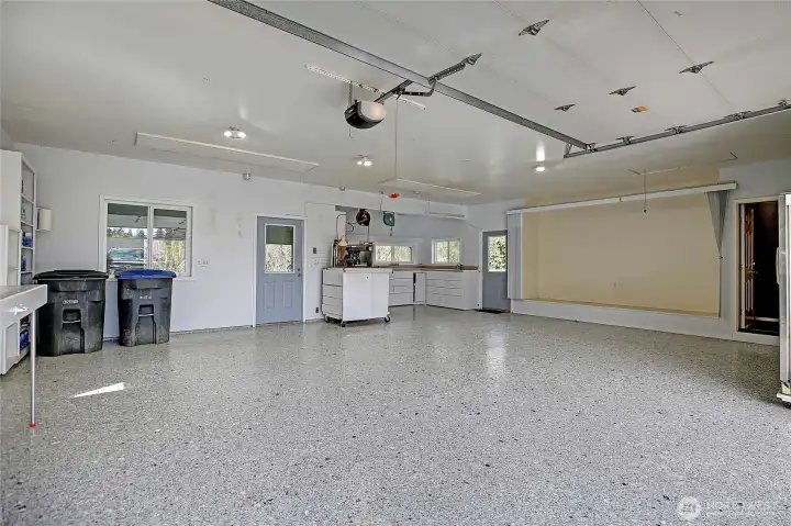 Ideal workspace with generous room and included shop equipment.