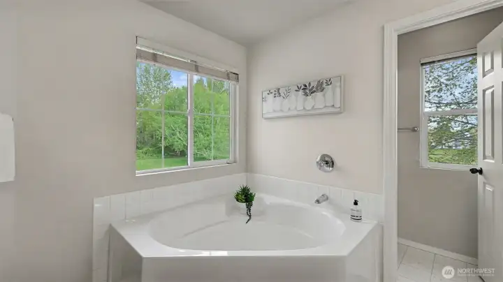 En-suite bath