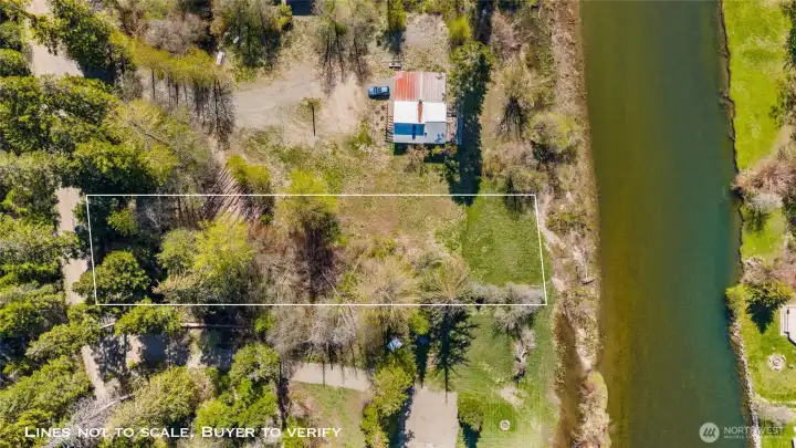Imagine all the fun summer days you can spend is sunny Cle Elum playing on the Yakima River.