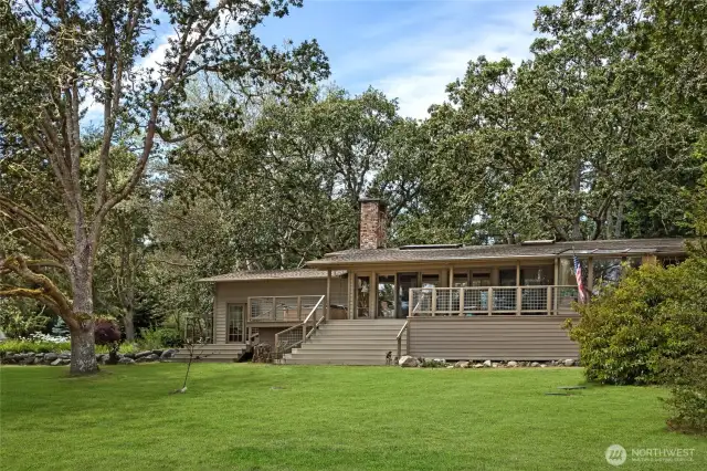 2 bedroom and 2 bathroom Panabode with  extensive decking.
