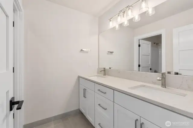 Upper Floor - Hall Bath