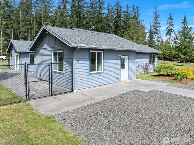 This entrance goes to the mudroom but can be separate entrance to the Junior suite as well.