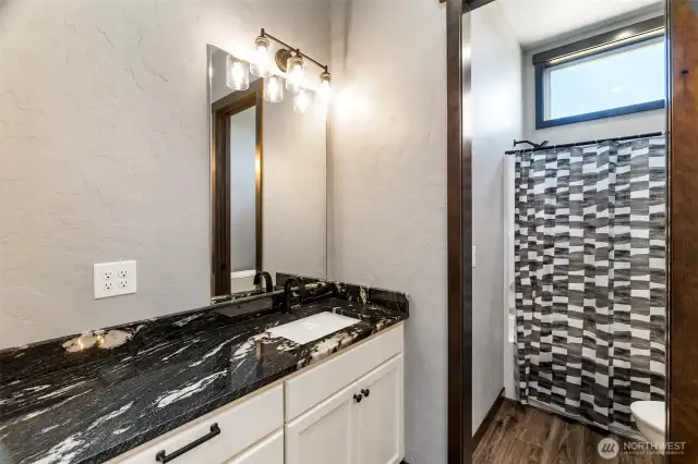Guest Bath 1