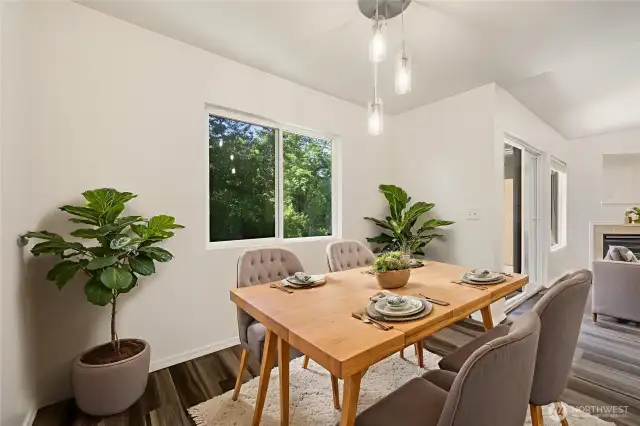 Dining Room "virtually staged"