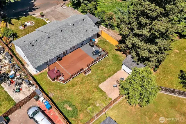 Large back yard with huge entertaining deck