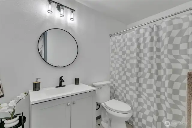 Main bathroom