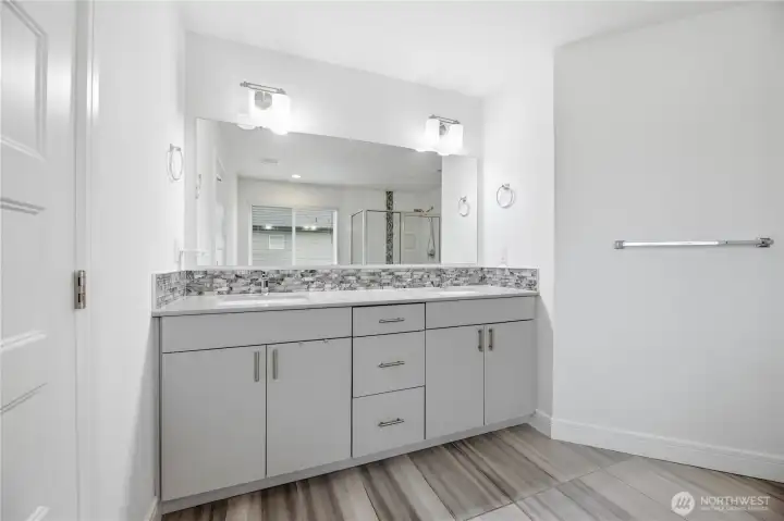 ~Primary Bathroom~