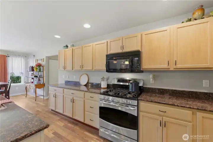 So much countertop space for all of your cooking needs!