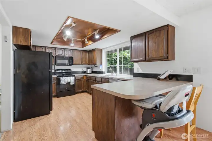 With this, eat in area attached to the kitchen, Perfect for getting those recipes down, perhaps doing a little. Kitchen video for. Content. Or. Just to enjoy a nice cup of coffee after a long day. With this, eat in area attached to the kitchen, Perfect for getting those recipes down, perhaps doing a little. Kitchen video for. Content. Or. Just to enjoy a nice cup of coffee after a long day.