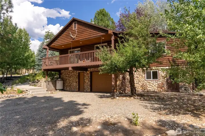 Beautiful country setting with mature trees and irrigated grounds. Includes irrigation shares Beautiful country setting with mature trees and irrigated grounds. Includes irrigation shares