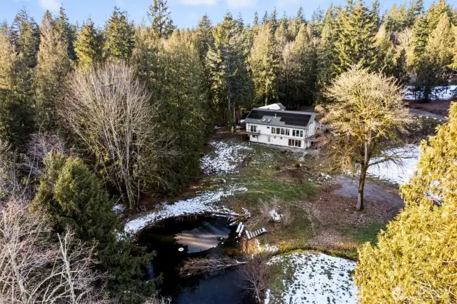 Privacy, fresh air, and your own pond!