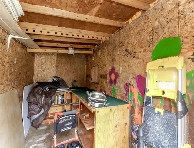 Whoa! This storage shed is huge! Can't imagine what I would do with all this extra space, but now you have options. It will come in handy!