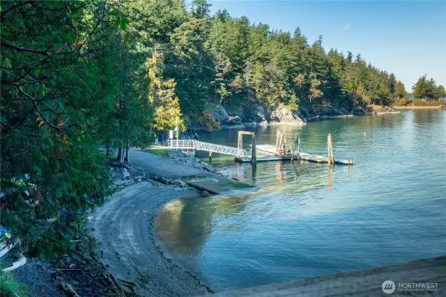 Community boat launch