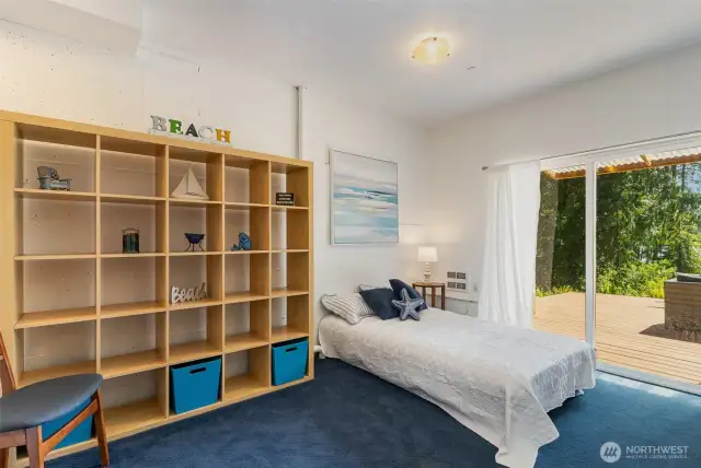 Room for multiple beds