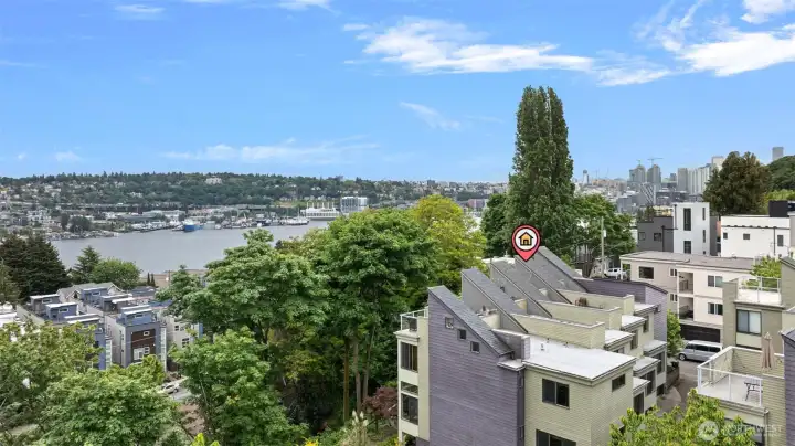 Panoramic views of Lake Union