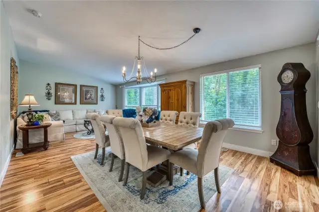 Dining room.