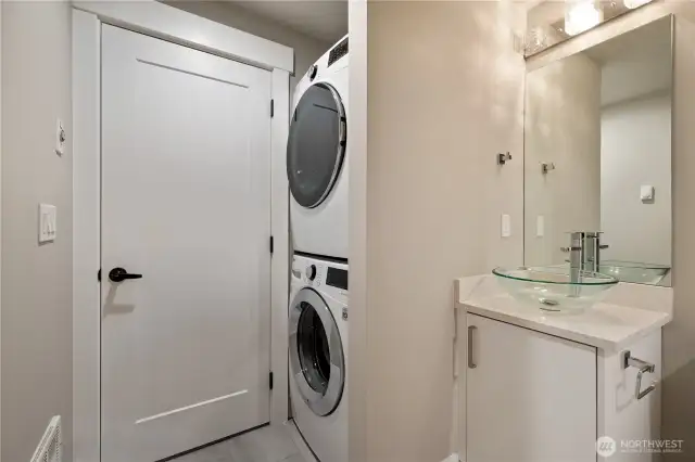 Basement with washer/dryer