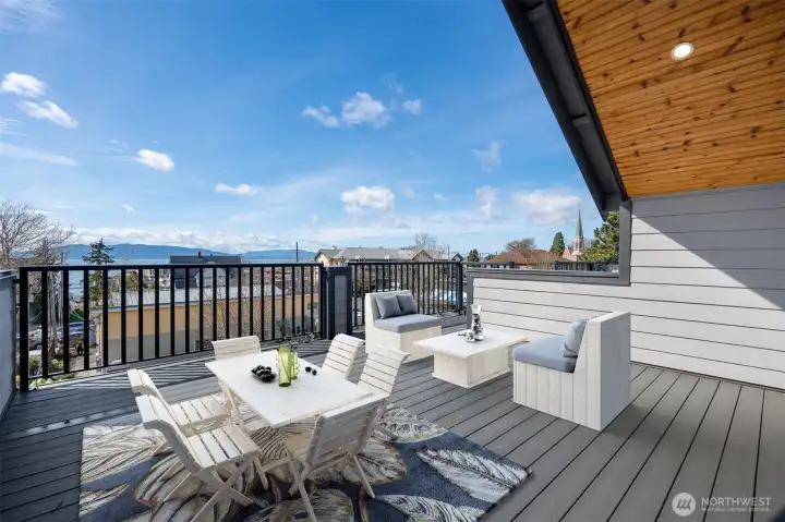 Top Floor Patio-Vitual Staging