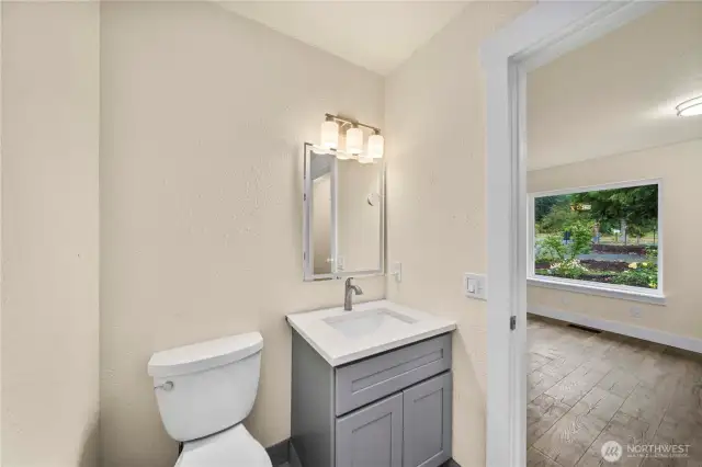 Main full bath.