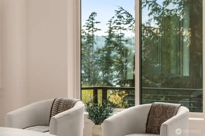 Pee-a-boo views of water and mountains.