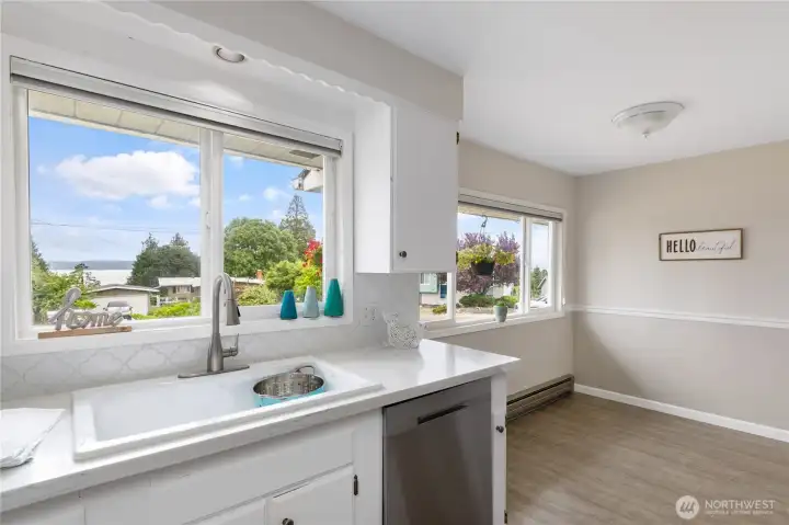 View breakfast nook, Enjoy the view while doing dishes with your new sink and faucette View breakfast nook, Enjoy the view while doing dishes with your new sink and faucette