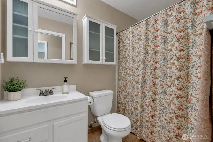 Guest Bathroom