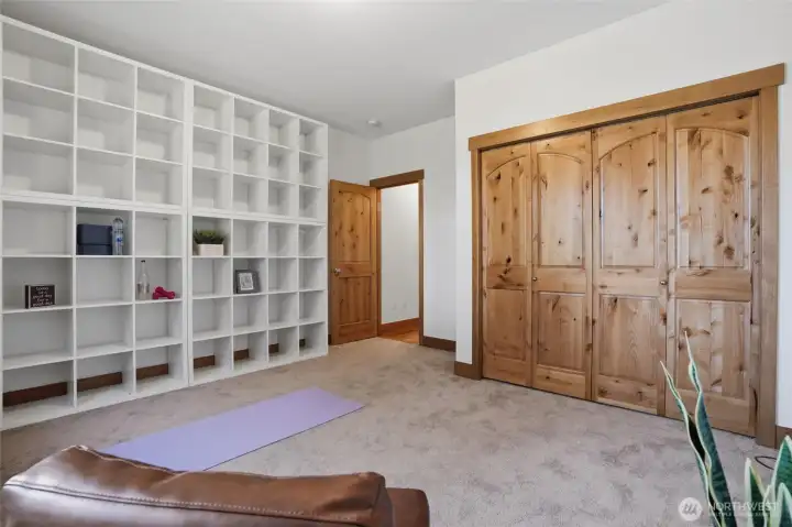 4th bedroom